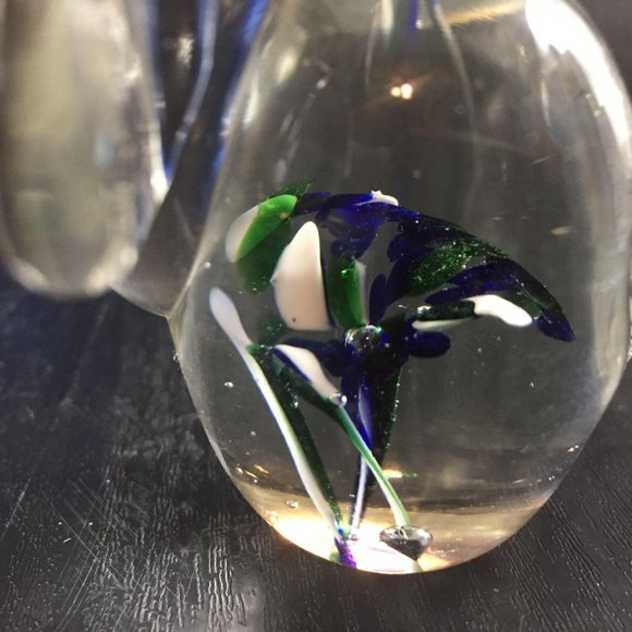 Glass Elephant Paperweight Flowers Figurine Blown - Picture 7 of 9